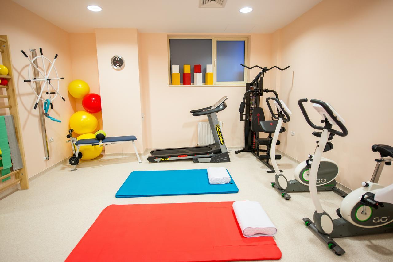 Hotel Tts**** Spa&Wellness Covasna Exterior foto
