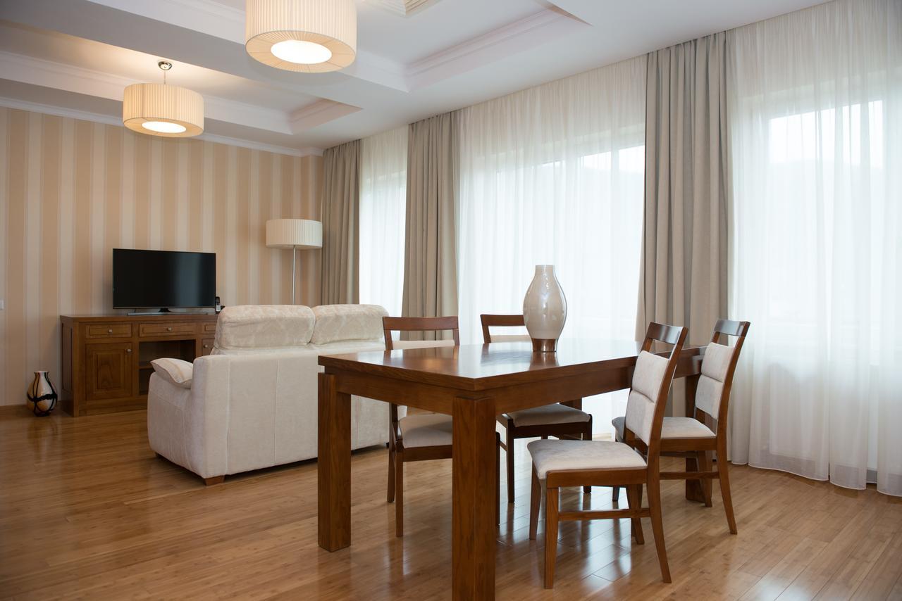 Hotel Tts**** Spa&Wellness Covasna Exterior foto