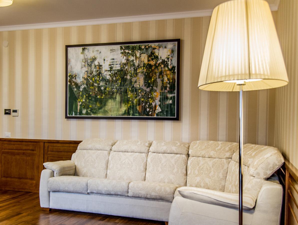 Hotel Tts**** Spa&Wellness Covasna Exterior foto