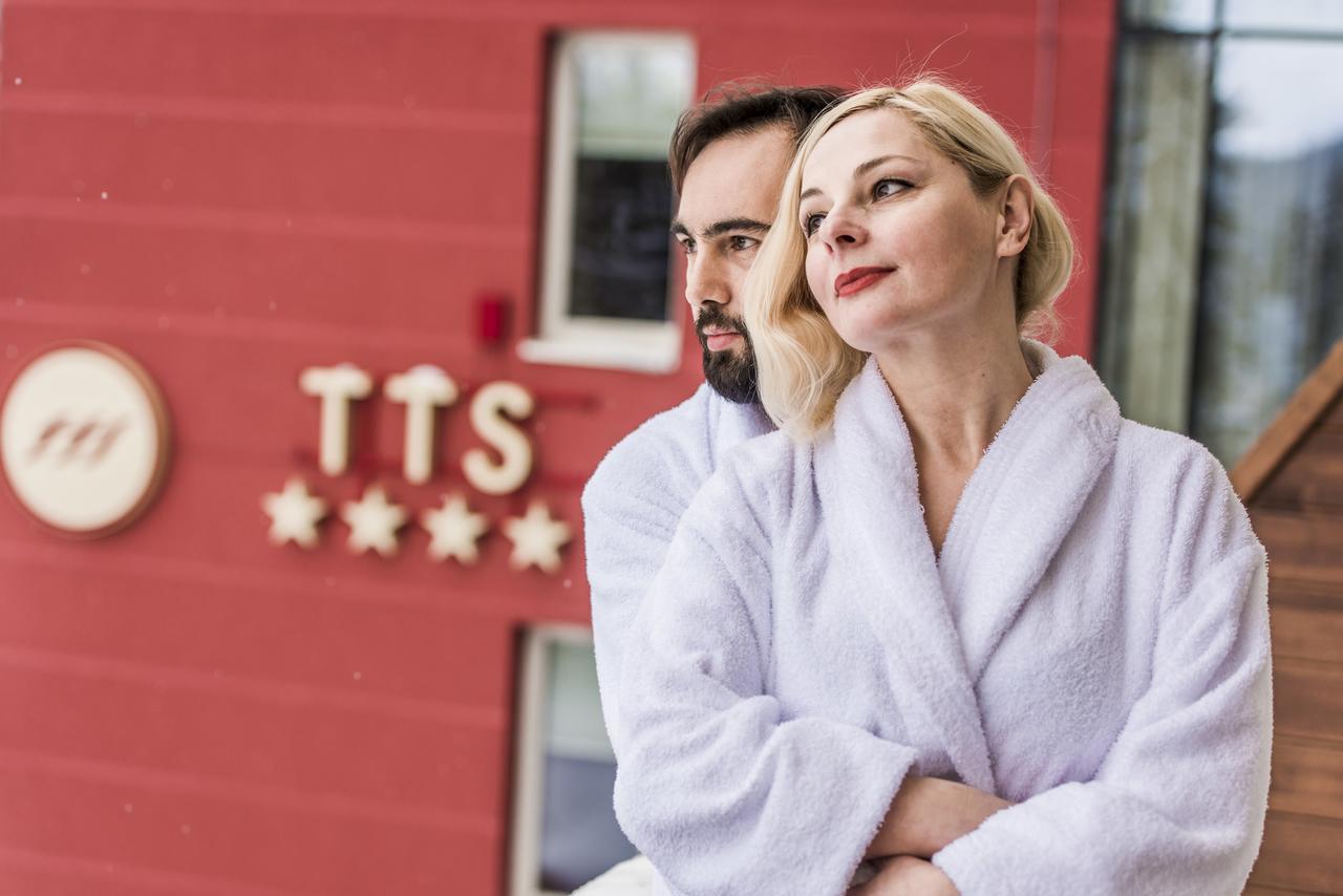 Hotel Tts**** Spa&Wellness Covasna Exterior foto